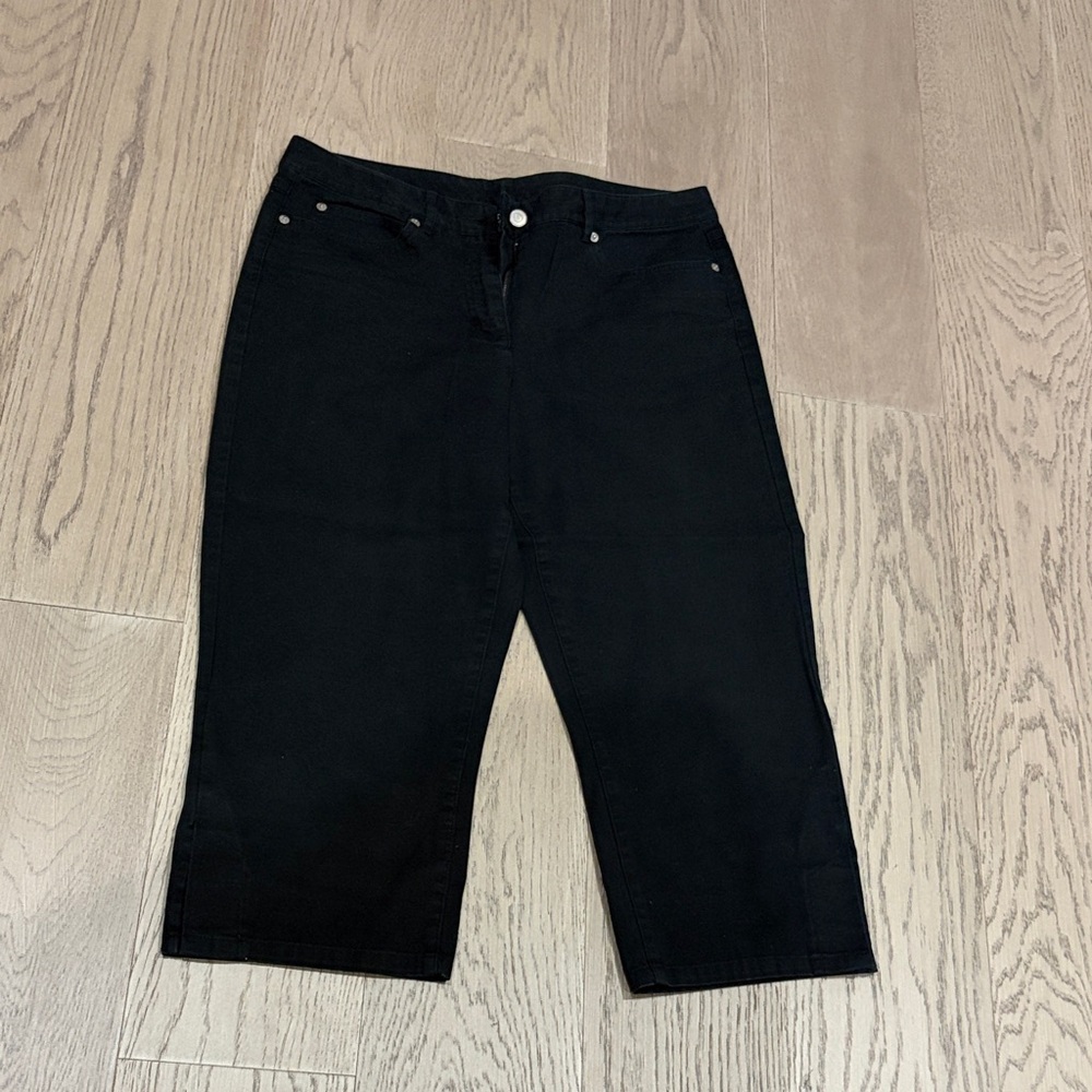 Classic Black Women's Jeans Capris